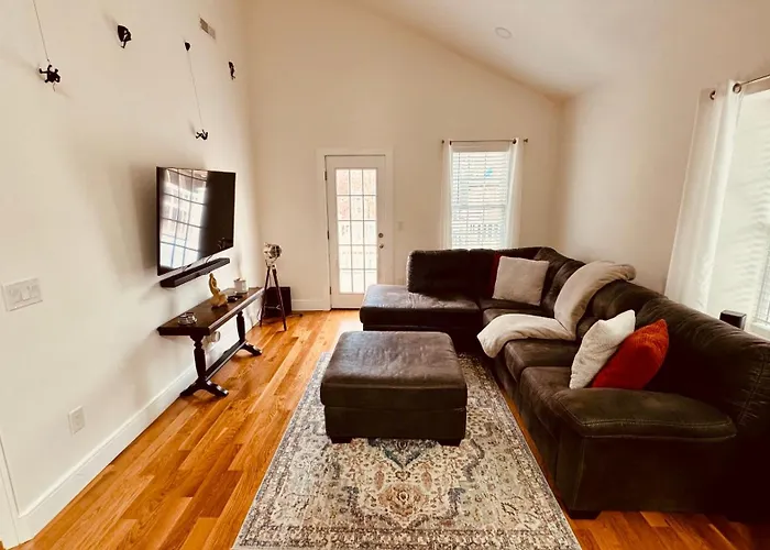 Perrin Place Unit 3